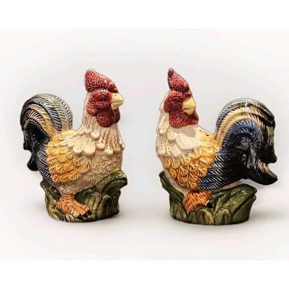 🧂 Vintage Jay Imports Glazed Ceramic Farmhouse Roosters Salt/Pepper Shaker Set